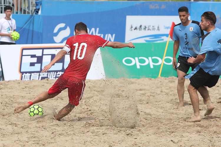 中国沙滩足球对日本沙滩足球